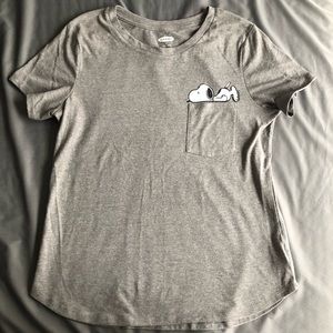 Old Navy Peanuts Snoopy Pocket Tee